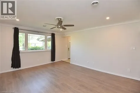 282 East 38th Street Hamilton ON L8V 4G3