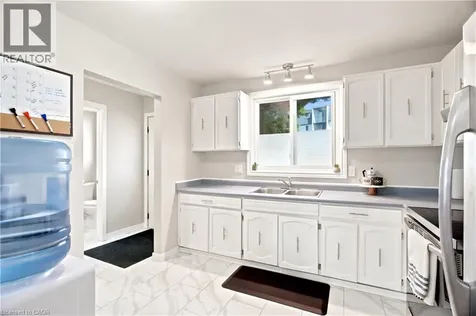 175 Siebert Avenue Kitchener ON N2C 2M1