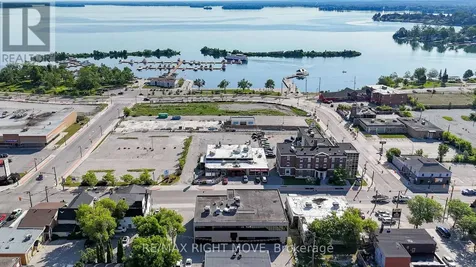 19 Front Street Orillia ON L3V 4R6