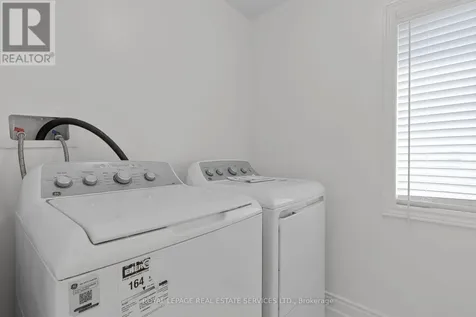 28 Union Boulevard Wasaga Beach ON L9Z 0M5