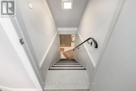 31 Robern Avenue Tiny ON L0L 2J0
