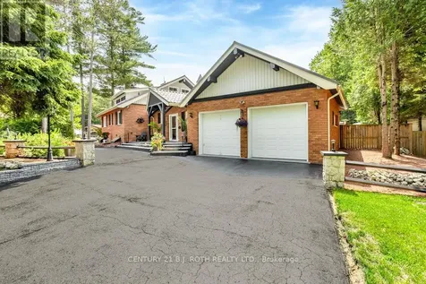 31 Robern Avenue Tiny ON L0L 2J0