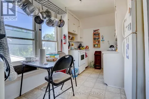 72 Dunedin Street Orillia ON L3V 5T5