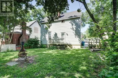 72 Dunedin Street Orillia ON L3V 5T5