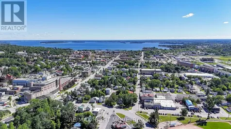 72 Dunedin Street Orillia ON L3V 5T5