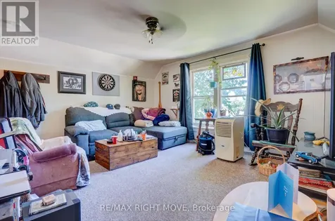 72 Dunedin Street Orillia ON L3V 5T5