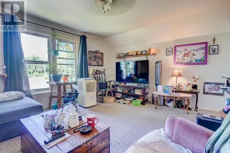 72 Dunedin Street Orillia ON L3V 5T5