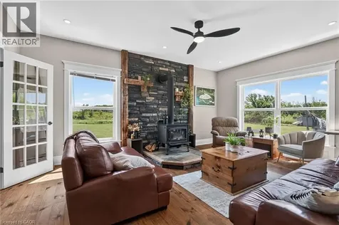5600 Yonge Street Smithville ON L0R 2A0
