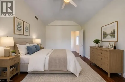 569 Violet Street Waterloo ON N2V 2T8