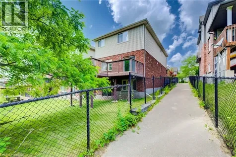 569 Violet Street Waterloo ON N2V 2T8