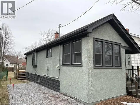 30 Eastchester Avenue St. Catharines ON L2P 2V6