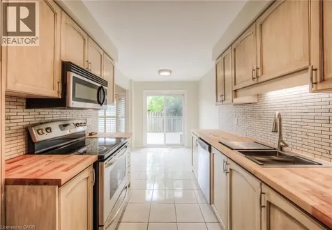 502 Barton Street Stoney Creek ON L8E 5B5