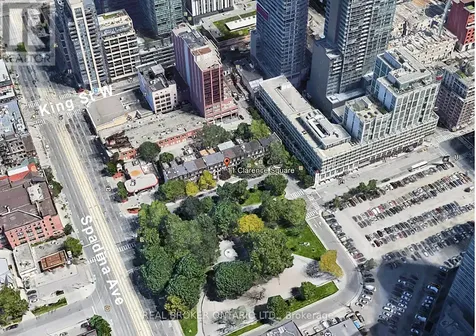 11 Clarence Square Toronto (waterfront Communities) ON M5V 1H1