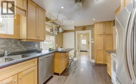 271 London Road West Guelph ON N1H 2C7