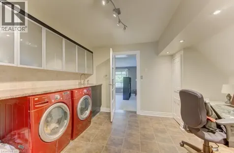 271 London Road West Guelph ON N1H 2C7