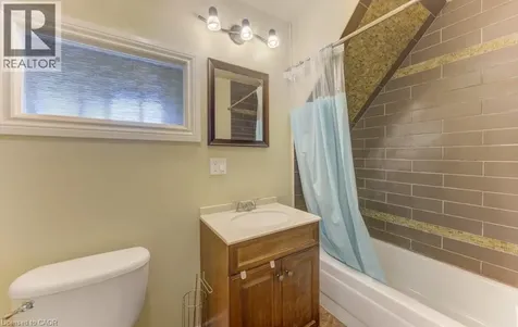 271 London Road West Guelph ON N1H 2C7