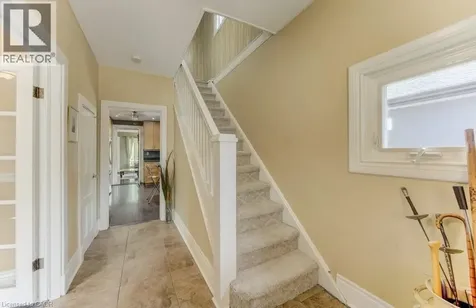 271 London Road West Guelph ON N1H 2C7