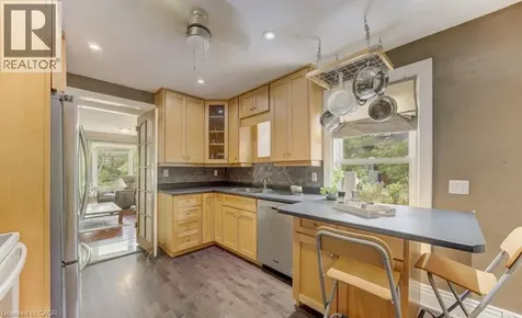 271 London Road West Guelph ON N1H 2C7
