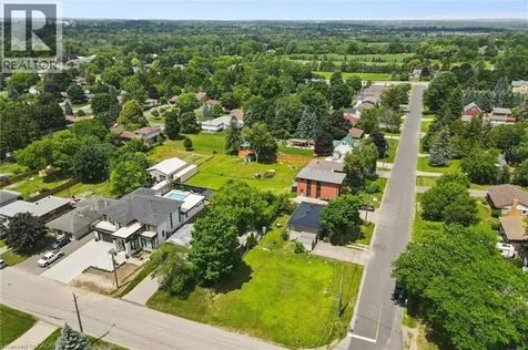 46 Daniel Avenue Kitchener ON N2K 1E9
