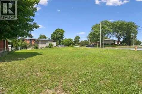 46 Daniel Avenue Kitchener ON N2K 1E9
