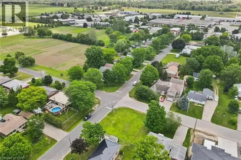 46 Daniel Avenue Kitchener ON N2K 1E9