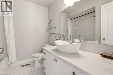 84 Rockhaven Lane Waterdown ON L8B 0J2