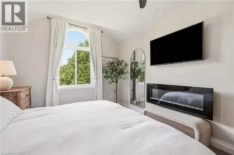 84 Rockhaven Lane Waterdown ON L8B 0J2