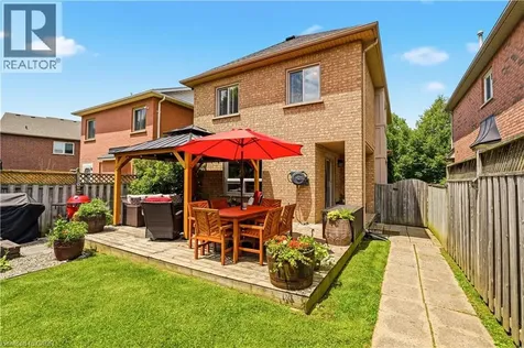 84 Rockhaven Lane Waterdown ON L8B 0J2
