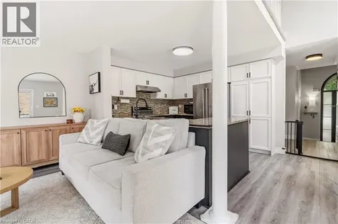 84 Rockhaven Lane Waterdown ON L8B 0J2