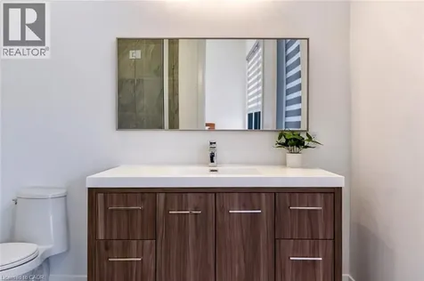 1526 Bridge Road Oakville ON L6L 2E3