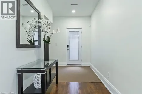 1526 Bridge Road Oakville ON L6L 2E3