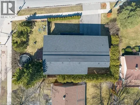 1526 Bridge Road Oakville ON L6L 2E3
