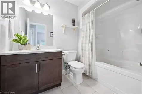 532 Wismer Street Waterloo ON N2K 0E8