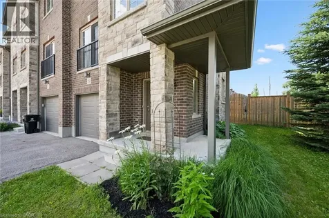 532 Wismer Street Waterloo ON N2K 0E8