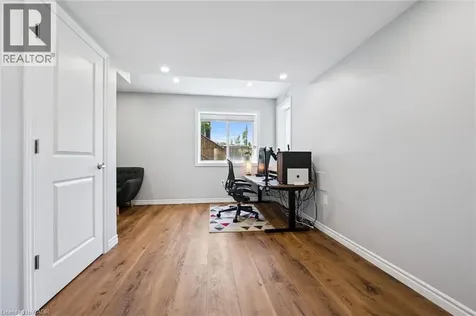 532 Wismer Street Waterloo ON N2K 0E8
