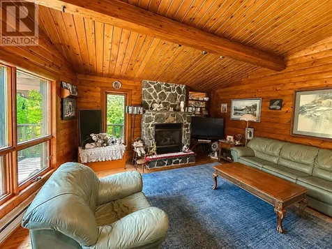 1299 Victor Street Thunder Bay ON P7K 1N6