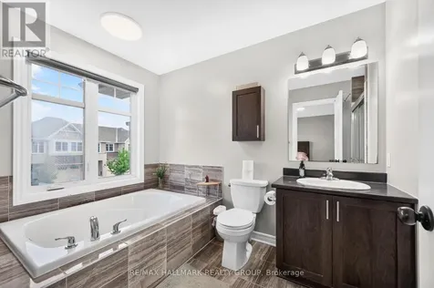 335 Alasken Drive Ottawa ON K1T 0M4