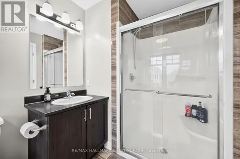 335 Alasken Drive Ottawa ON K1T 0M4