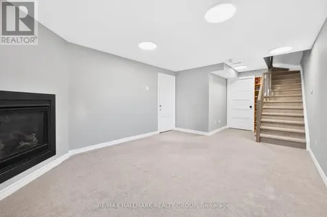 335 Alasken Drive Ottawa ON K1T 0M4