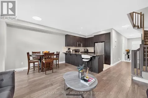 335 Alasken Drive Ottawa ON K1T 0M4