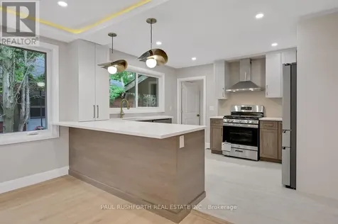 668 Fraser Avenue Ottawa ON K2A 2R8