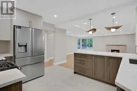 668 Fraser Avenue Ottawa ON K2A 2R8