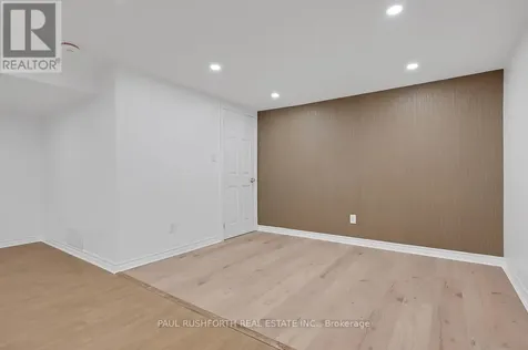 668 Fraser Avenue Ottawa ON K2A 2R8