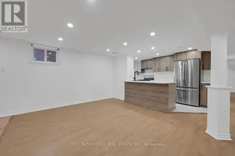 668 Fraser Avenue Ottawa ON K2A 2R8