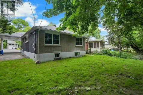 668 Fraser Avenue Ottawa ON K2A 2R8