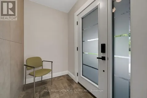 668 Fraser Avenue Ottawa ON K2A 2R8