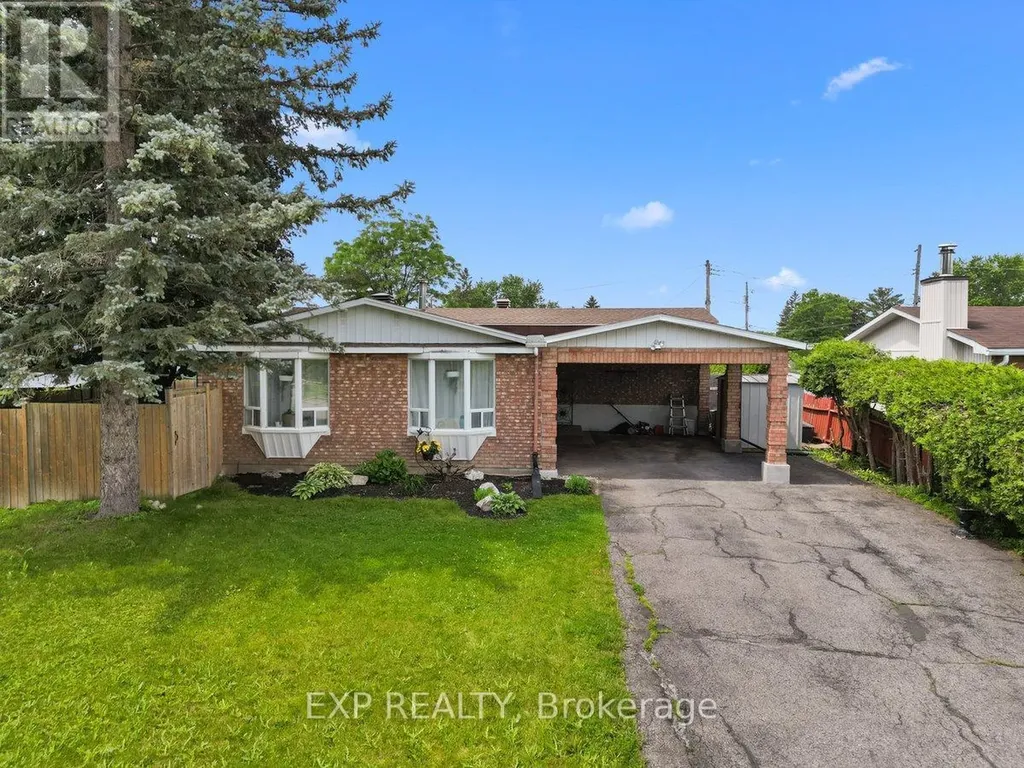 396 Hatfield Crescent Ottawa ON K1E 1M8