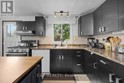396 Hatfield Crescent Ottawa ON K1E 1M8