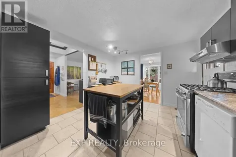 396 Hatfield Crescent Ottawa ON K1E 1M8