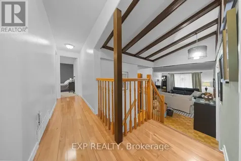 396 Hatfield Crescent Ottawa ON K1E 1M8